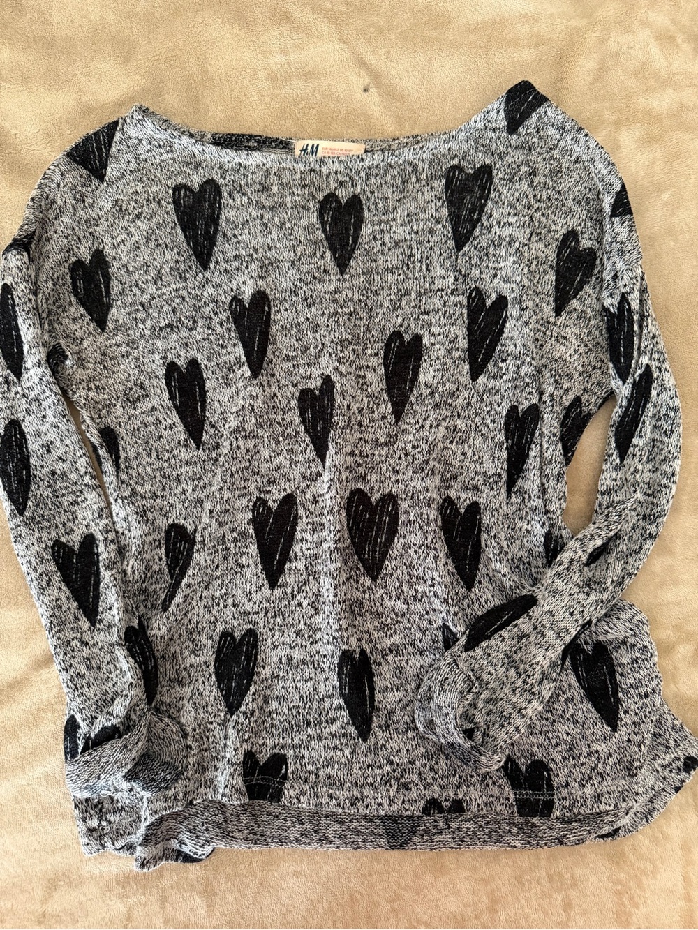 H&M Gray Sweater with Black Heart Print